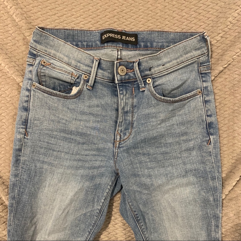 Express Jeans - Picture 2 of 7